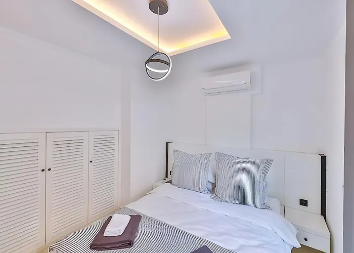 Sura Elegant Retreat,sea View, Sleeps12 Villa Kalkan