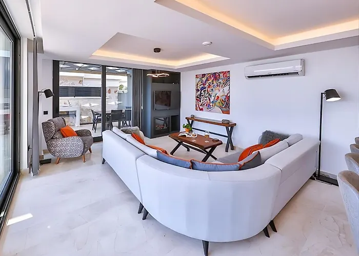 Sura Elegant Retreat,sea View, Sleeps12 Kalkan