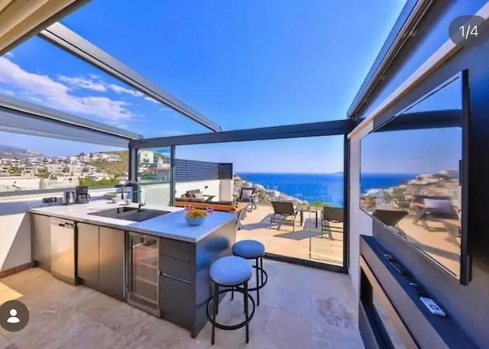 Villa Sura Elegant Retreat,sea View, Sleeps12 Kalkan