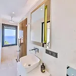 빌라 Sura Elegant Retreat,sea View, Sleeps12