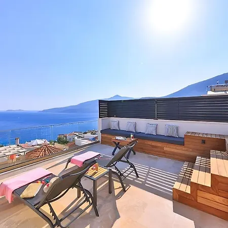 Sura Elegant Retreat,sea View, Sleeps12 Villa