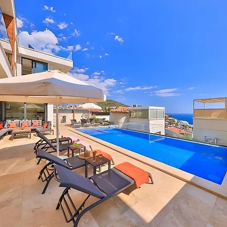 Sura Elegant Retreat,sea View, Sleeps12 Kalkan