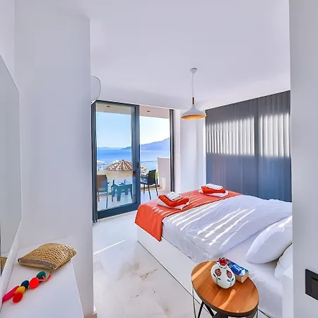 Sura Elegant Retreat,sea View, Sleeps12 빌라