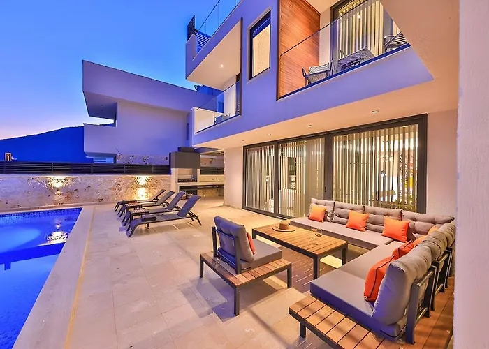 Sura Elegant Retreat,sea View, Sleeps12 * Καλκάν