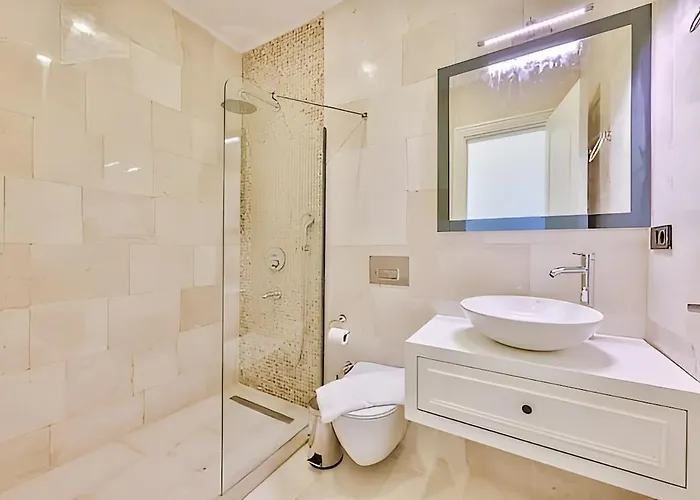 Βίλα Sura Elegant Retreat,sea View, Sleeps12 *