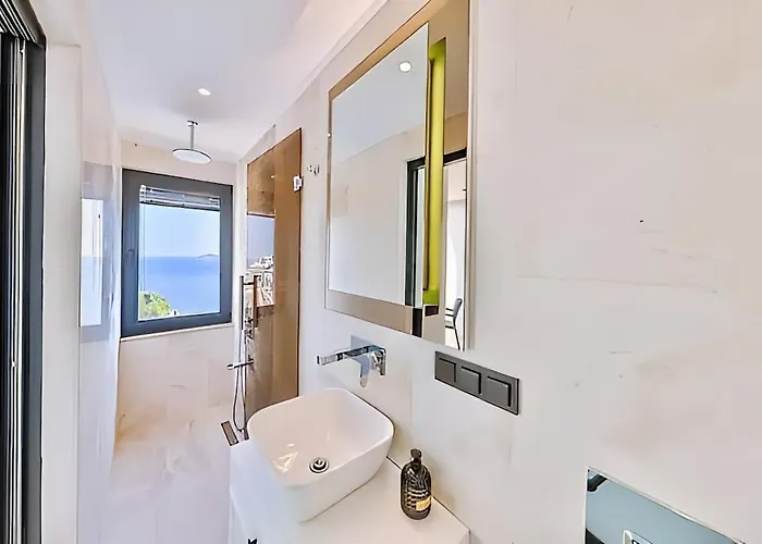 Βίλα Sura Elegant Retreat,sea View, Sleeps12